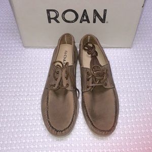 NIB-ROAN “BAY” Leather Loafers Size 10
